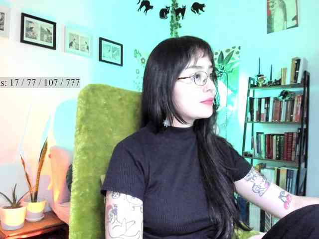 Luci--ana webcam