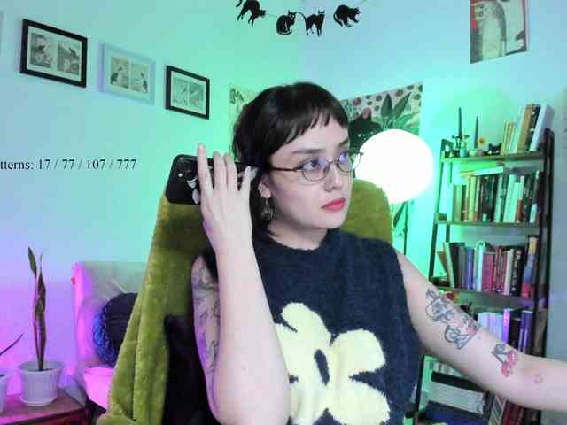 Luci--ana webcam