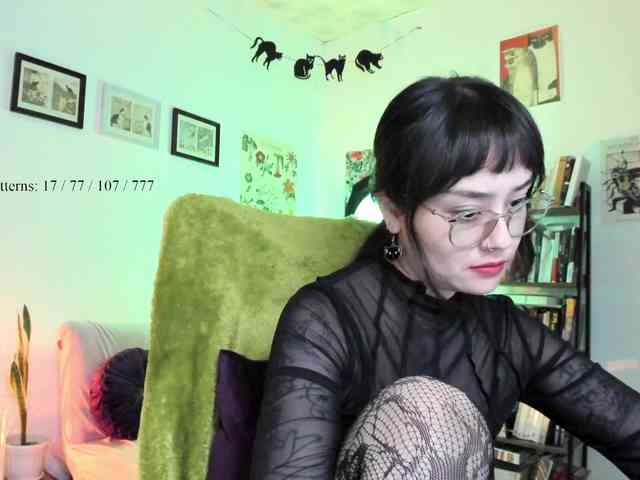 Luci--ana webcam