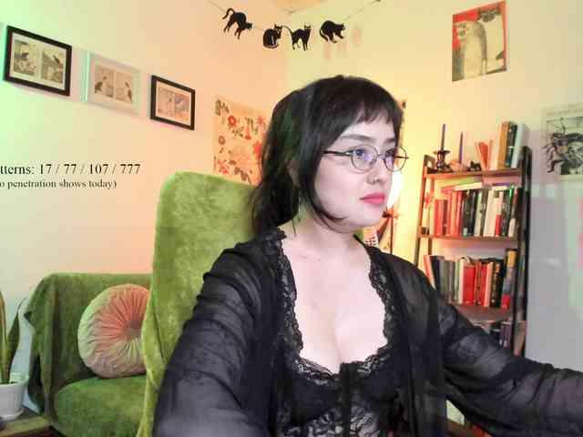 Luci--ana webcam