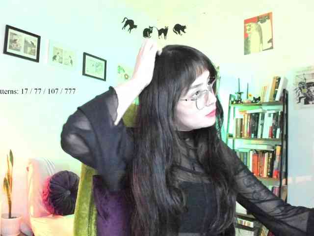 Luci--ana webcam