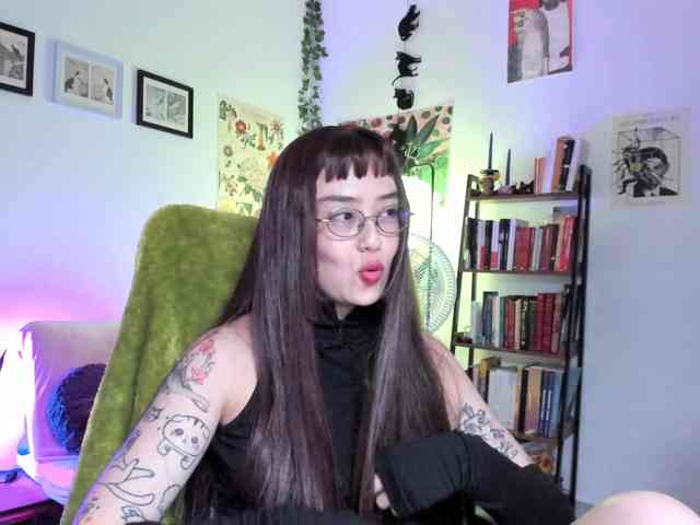 Luci--ana webcam