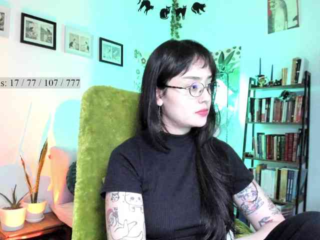 Luci--ana webcam