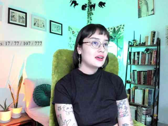 Luci--ana webcam