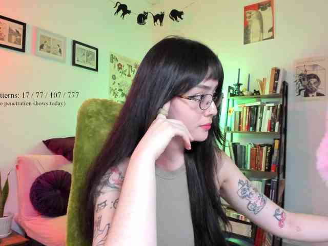 Luci--ana webcam