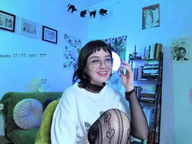 Luci--ana webcam