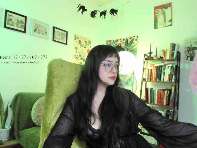 Luci--ana webcam