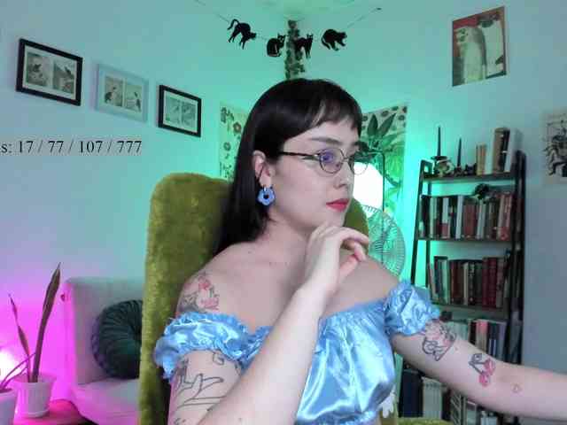 Luci--ana webcam