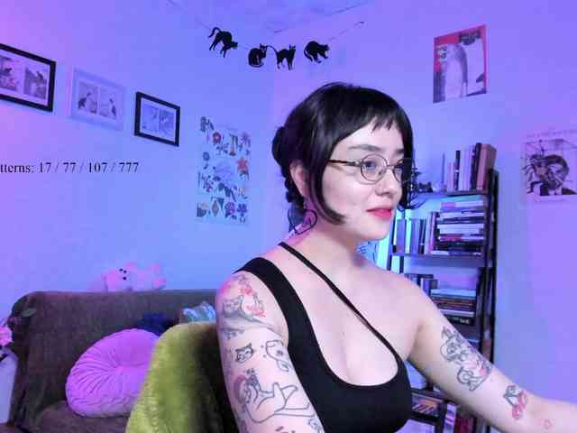 Luci--ana webcam
