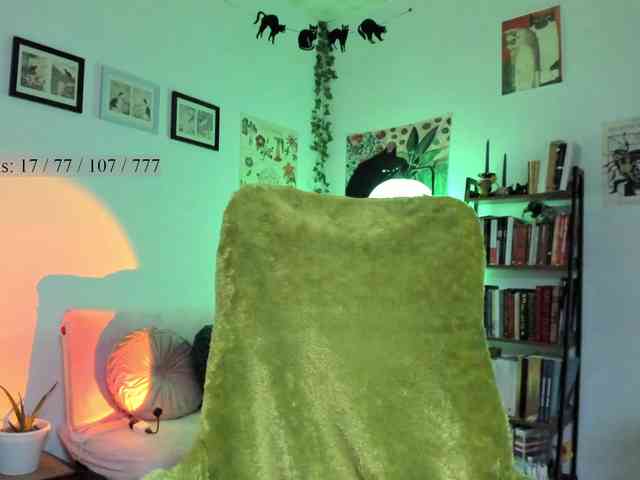 Luci--ana webcam