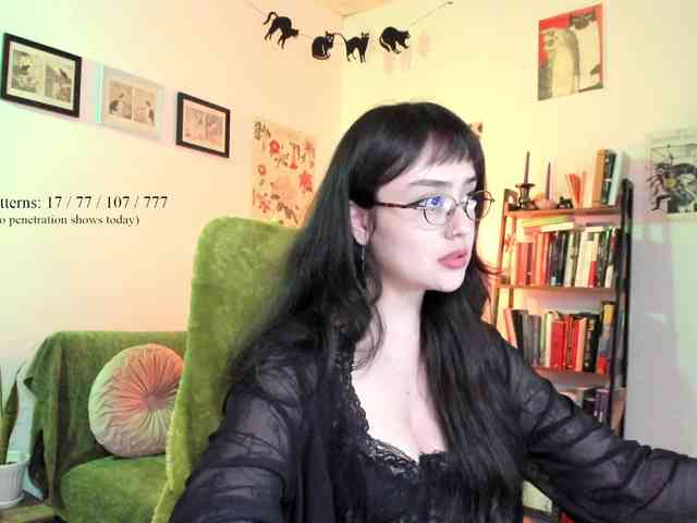 Luci--ana webcam
