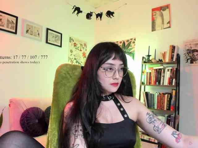 Luci--ana webcam