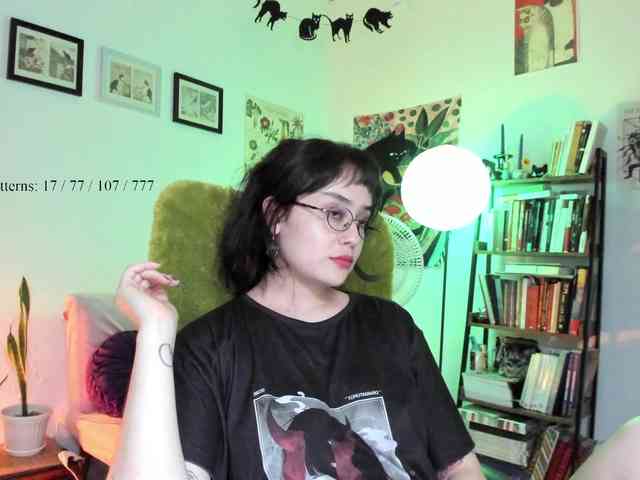 Luci--ana webcam