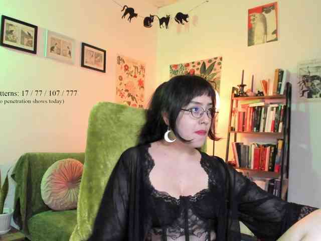 Luci--ana webcam