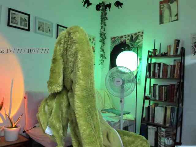 Luci--ana webcam