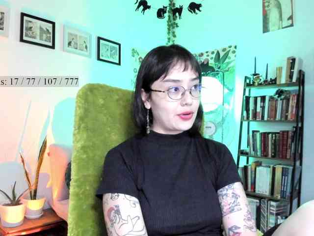 Luci--ana webcam