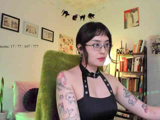 Luci--ana webcam