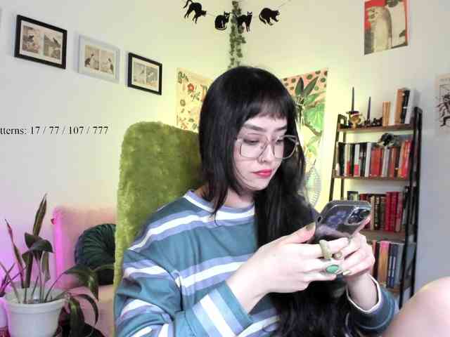 Luci--ana webcam