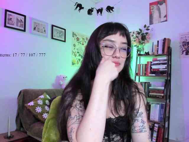 Luci--ana webcam