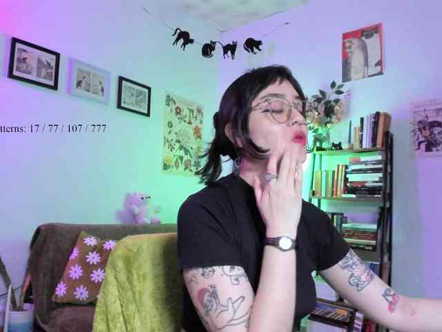 Luci--ana webcam