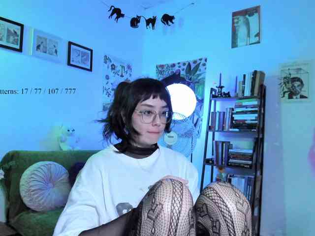 Luci--ana webcam