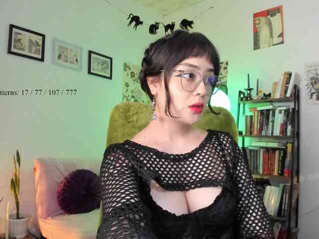 Luci--ana webcam