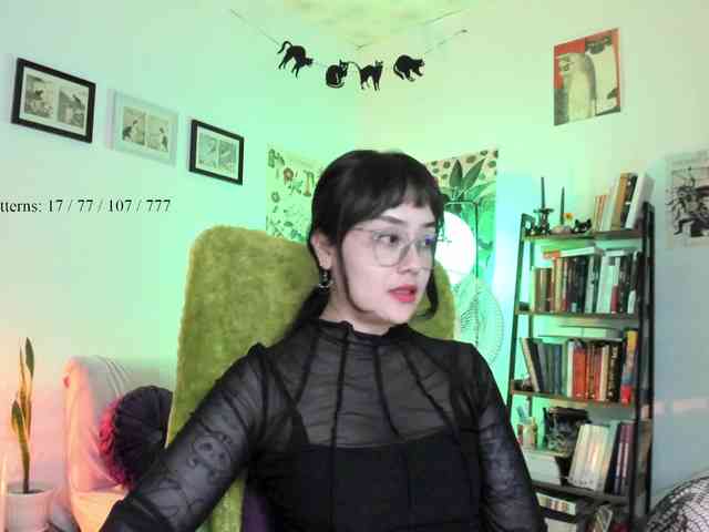 Luci--ana webcam