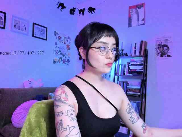 Luci--ana webcam