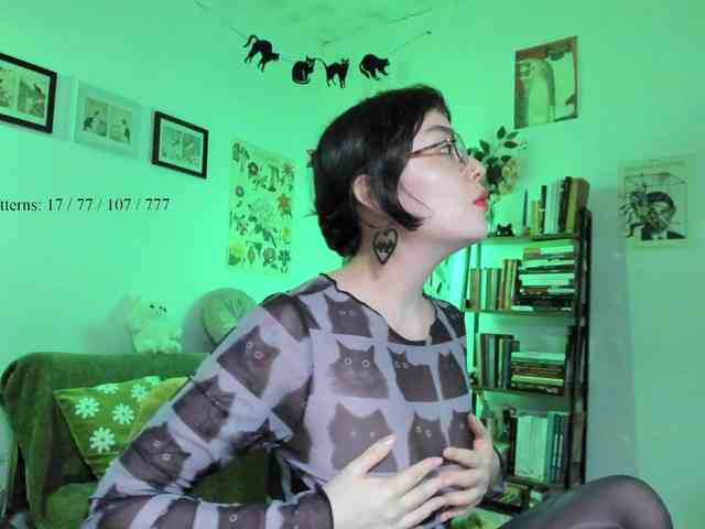 Luci--ana webcam