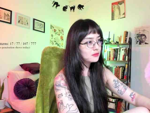 Luci--ana webcam