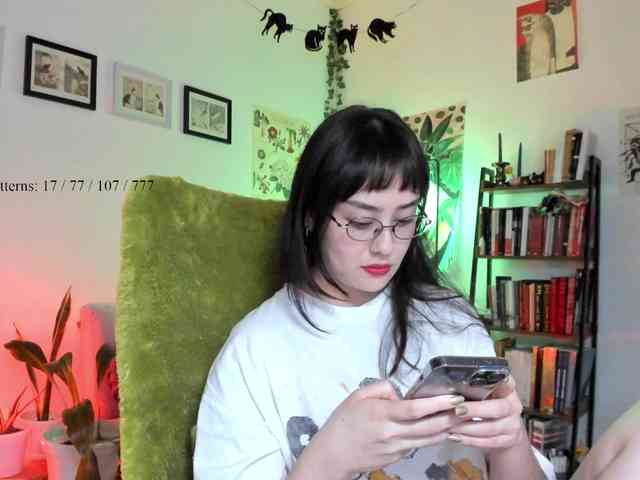Luci--ana webcam