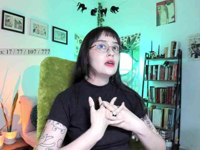 Luci--ana webcam