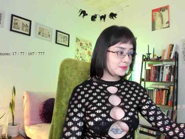 Luci--ana webcam