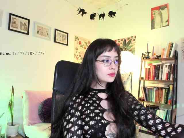 Luci--ana webcam