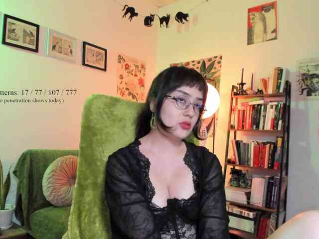 Luci--ana webcam