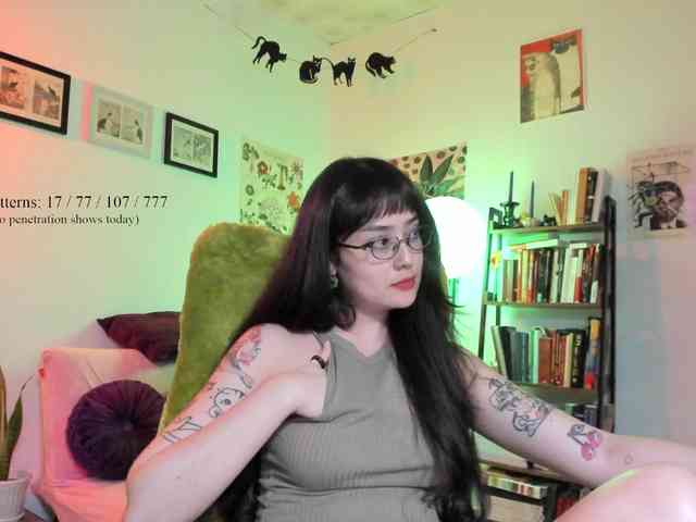 Luci--ana webcam