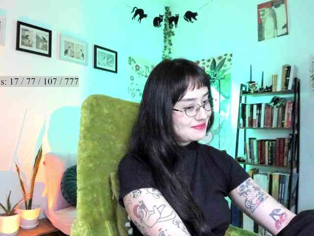 Luci--ana webcam