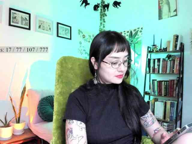Luci--ana webcam