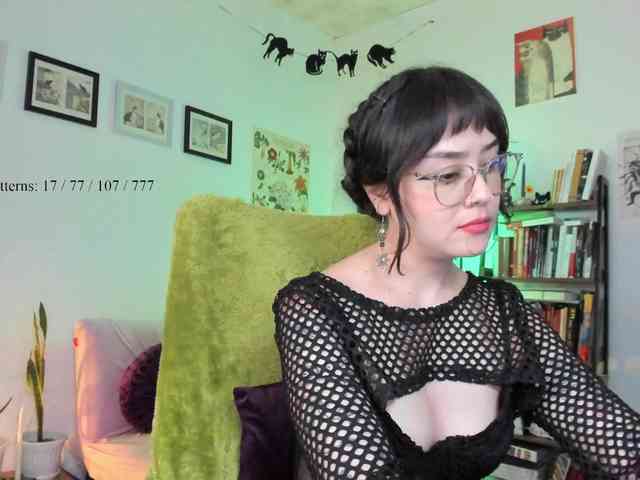 Luci--ana webcam