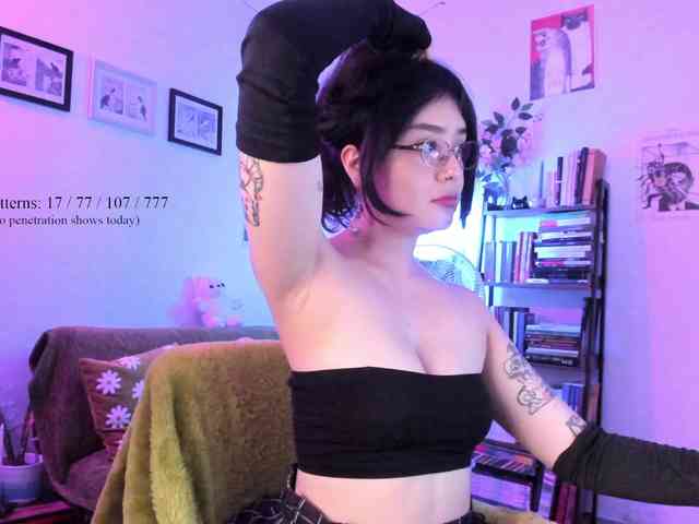 Luci--ana webcam