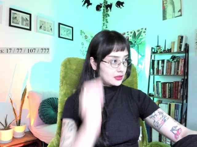 Luci--ana webcam