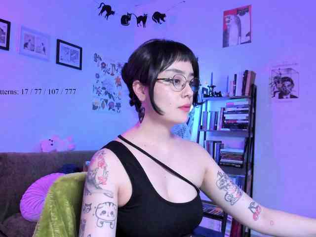 Luci--ana webcam