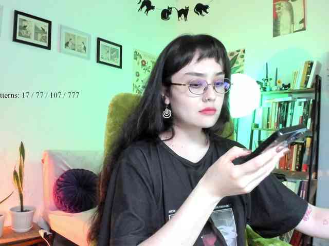 Luci--ana webcam