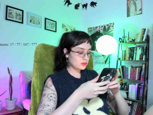 Luci--ana webcam