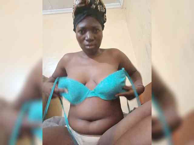 Hornykerry webcam