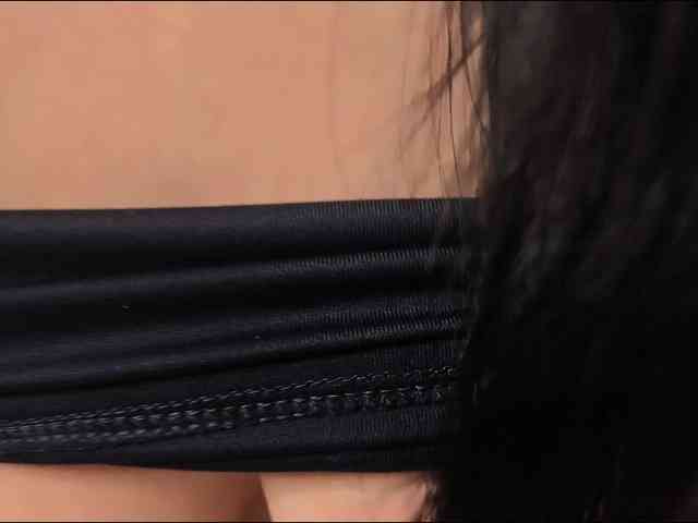 Adela27 webcam