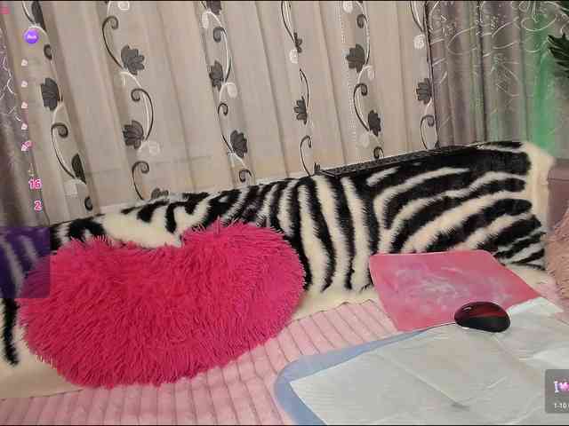 Adela27 webcam