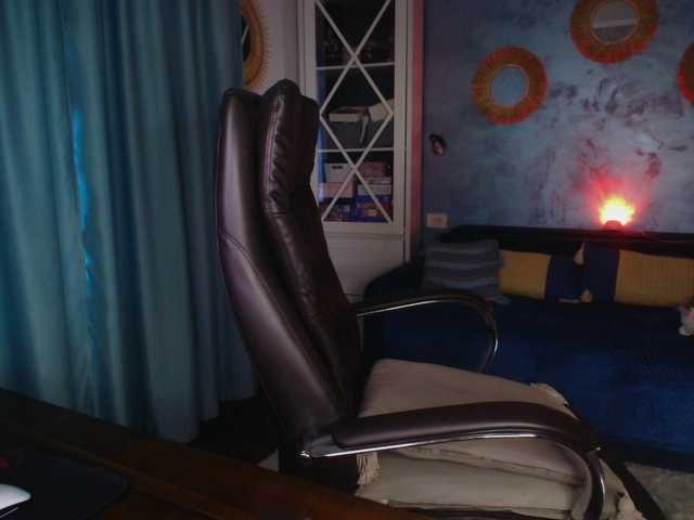 Amasha111 live cam on BongaCams