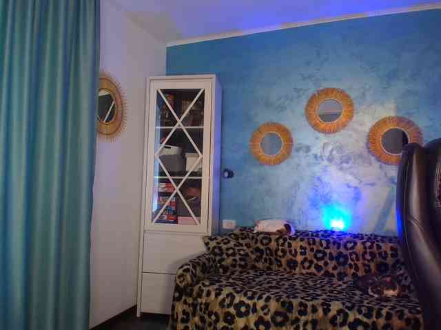 Modelo: Amasha111