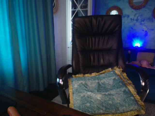 Amasha111 Live Webcam on BongaCams